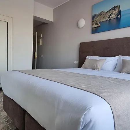 LEVEL Mallorca - Living-2